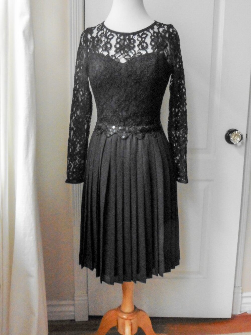 Liz Claiborne Vintage Y2K 90's Black Lace Top Dress Witchy Goth Fairy Size 2P